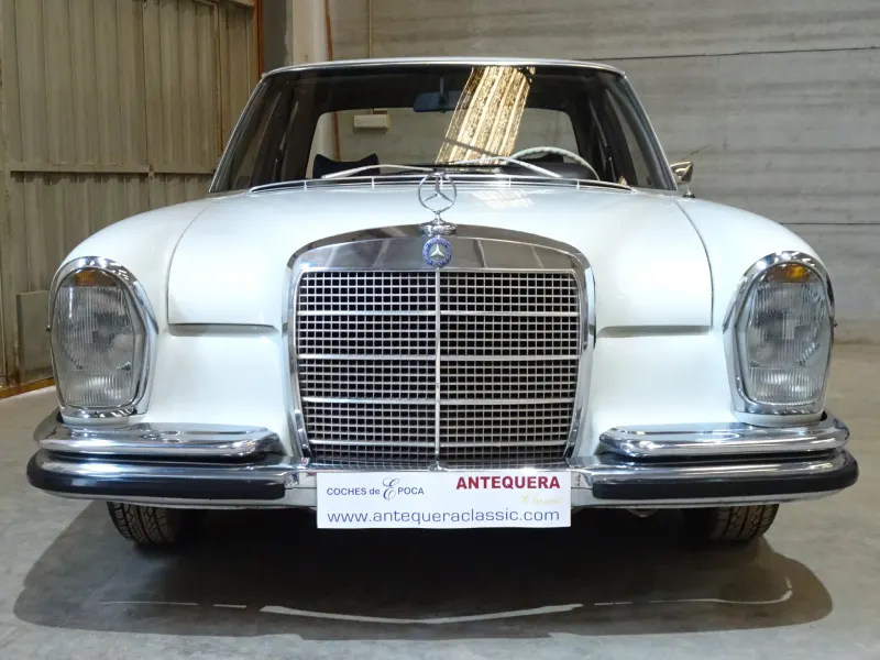Mercedes-Benz 280 SE/8 W108 3