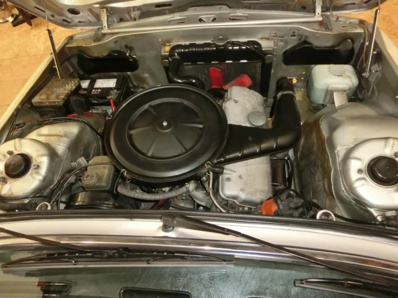 BMW 518 SEDAN E12 SERIES 5 13