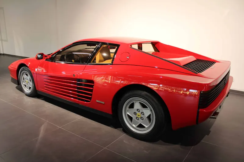 Ferrari Testarossa 3