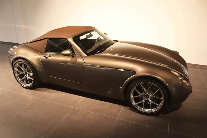 MF 5 Roadster 8