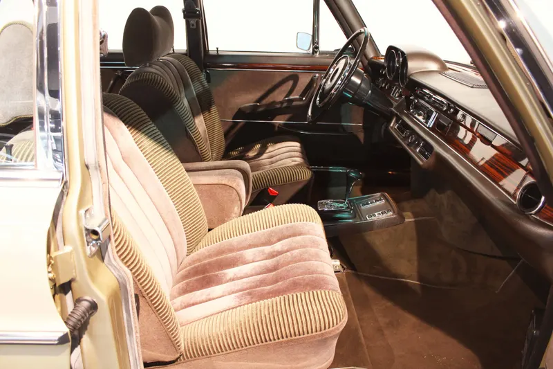 Mercedes-Benz 300 SEL 6.3 12