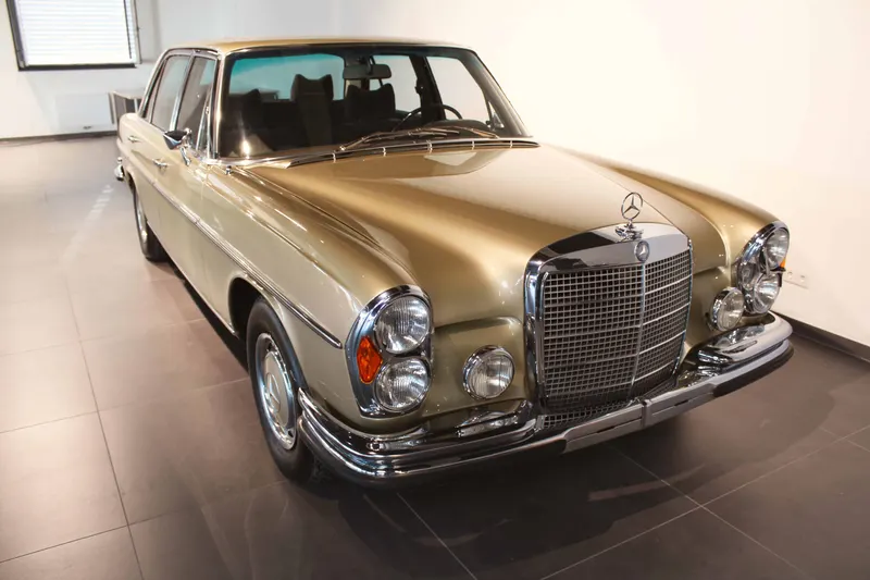 Mercedes-Benz 300 SEL 6.3 4