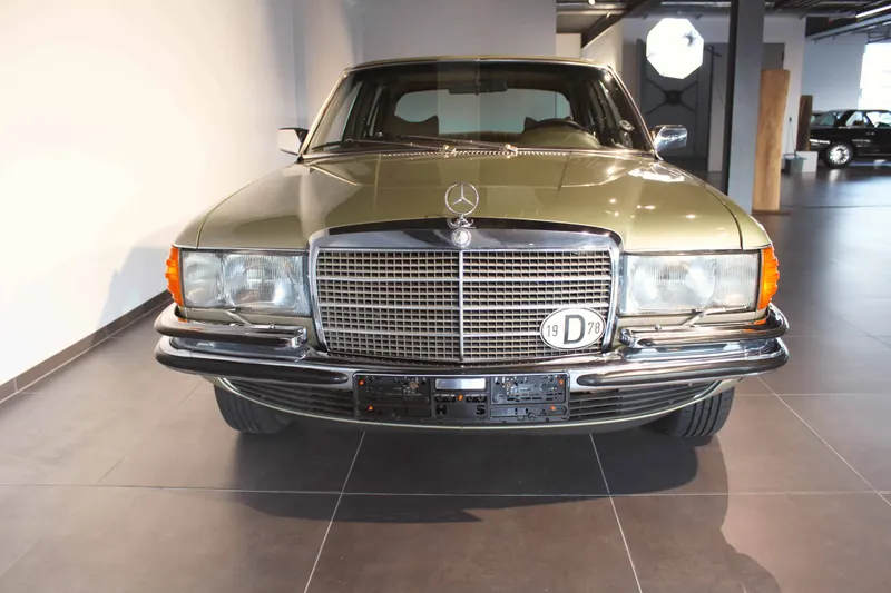 Mercedes-Benz 450 SEL 6.9 W116 4