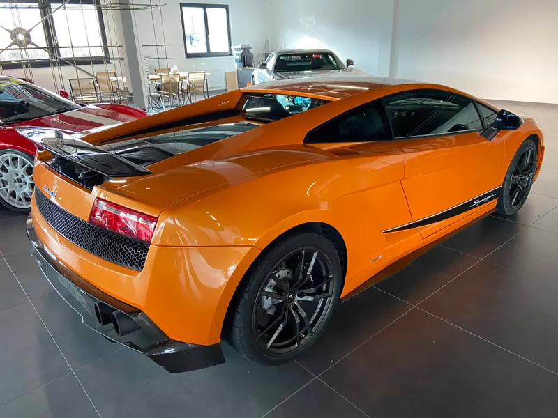 Lamborghini Gallardo 5