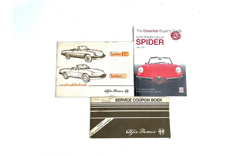 Alfa Romeo Spider 2.0 QV Argento 9