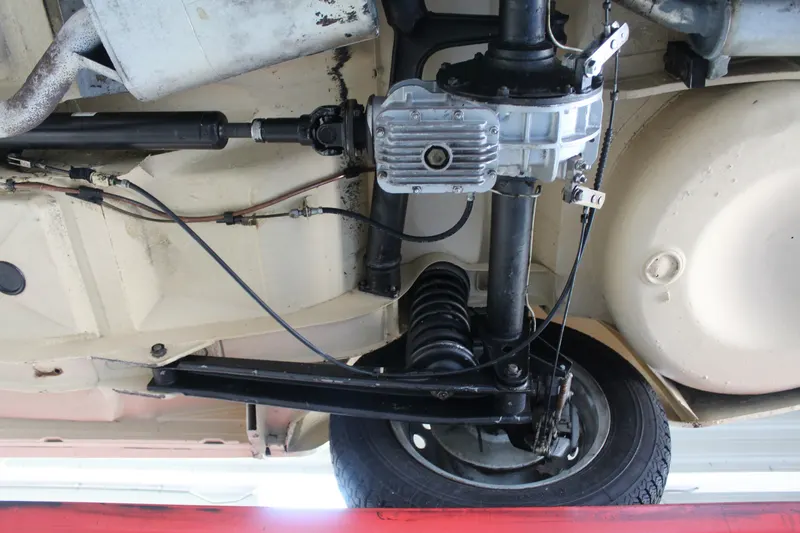 Alfa Romeo Spider Duetto 1600 11
