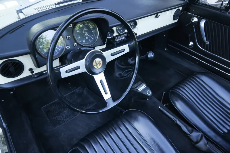 Alfa Romeo Spider Duetto 1600 3