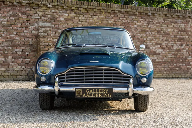 Aston Martin DB4 Vantage SS Series 4 LHD "Lyon heritage" 5