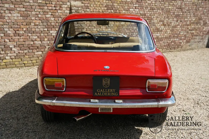Alfa Romeo GT 1300 Junior Unificato 5