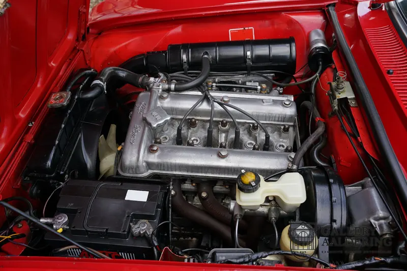 Alfa Romeo GT 1300 Junior Unificato 3
