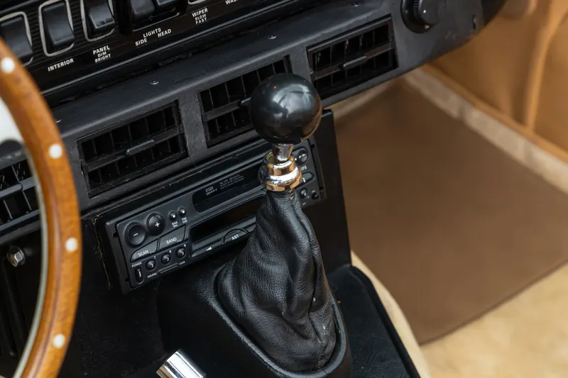 Jaguar E-Type V12 Series 3 Convertible "Manual transmission" 13