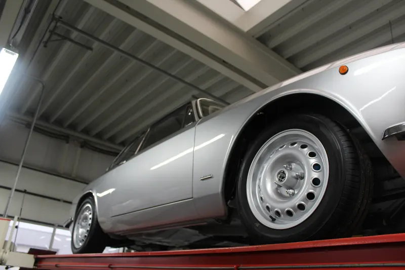 Alfa Romeo 2000 GTV Bertone "Fully/TOP restored" 10