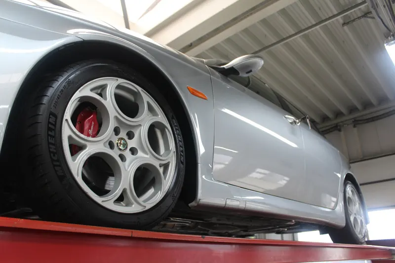 Alfa Romeo 156 3.2 GTA Berlina "in Grigio Sterling" 10