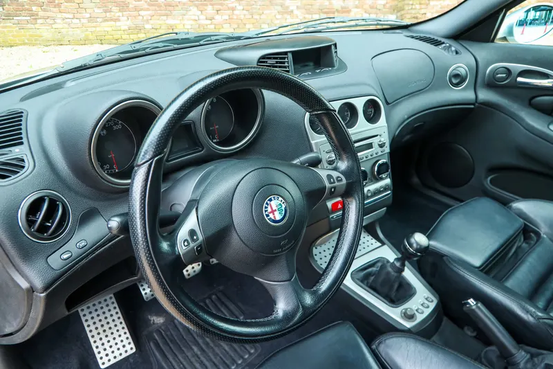 Alfa Romeo 156 3.2 GTA Berlina "in Grigio Sterling" 3