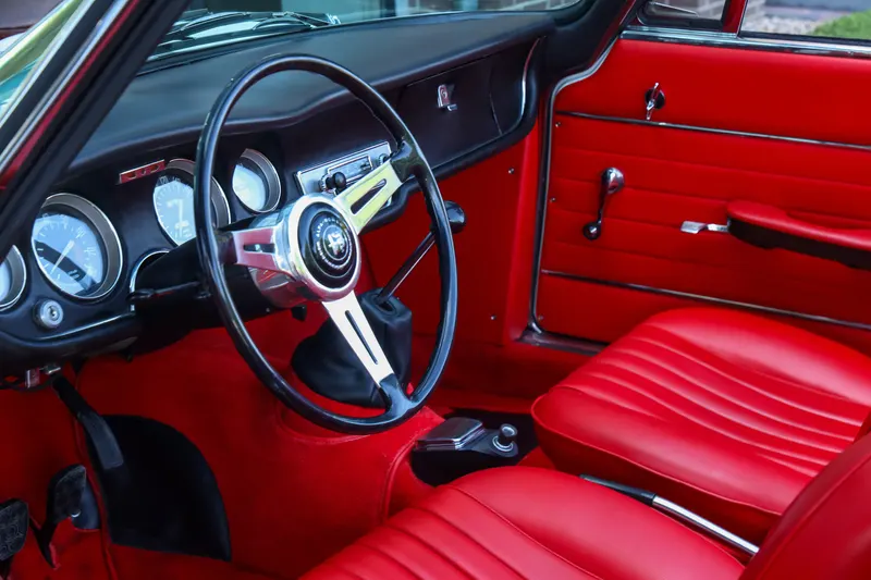 Alfa Romeo Giulia GTC "Comprehensively restored by Epifani in Berkely Ca." 3