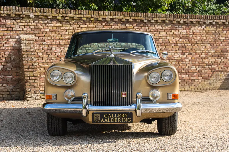 Mulliner Parkward Silver Cloud III Coupe Chinese 5