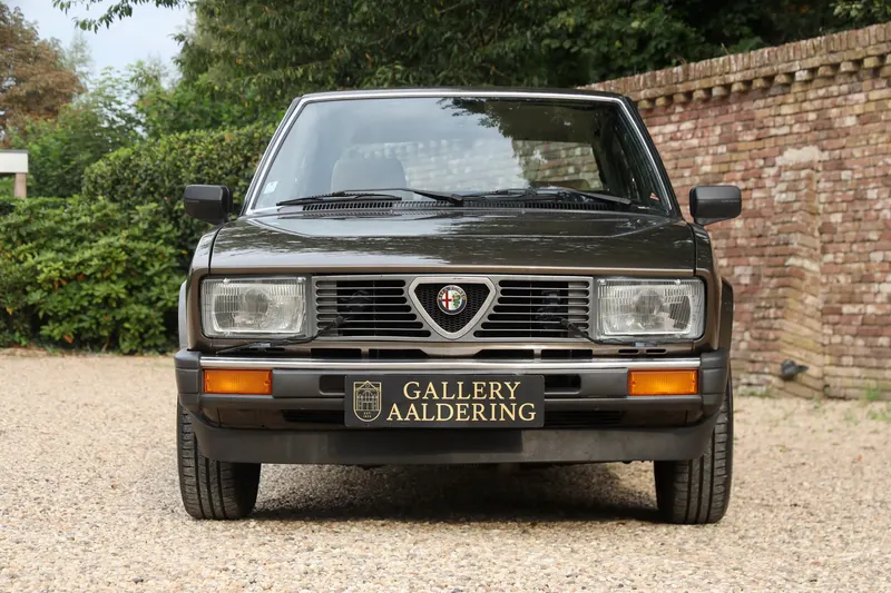 Alfa Romeo Alfetta 2.0 51.000 kilometers 6
