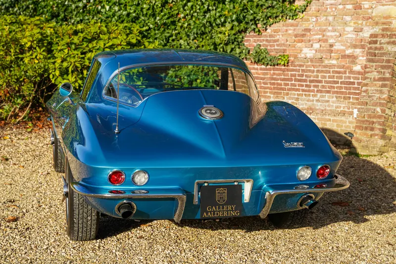 Chevrolet Corvette C2 Sting Ray Matching Numbers & Colors 11