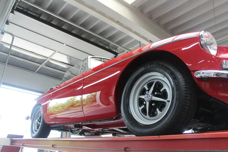 MG B Roadster Overdrive Restored condition 10