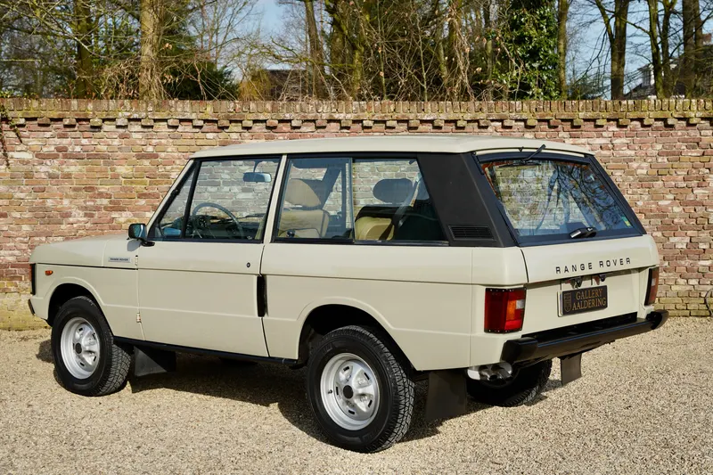 Range Rover Classic 3.5 V8 Body-off restored 9