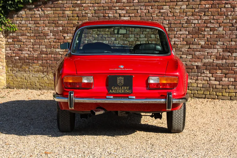 Alfa Romeo 2000 GTV Bertone “In the shadow of Mount Etna” 6