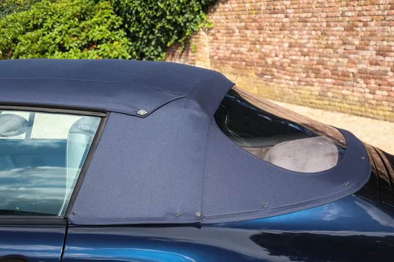 Porsche 964 Carrera 4 Cabriolet "Unique Carraragrau full leather" 7