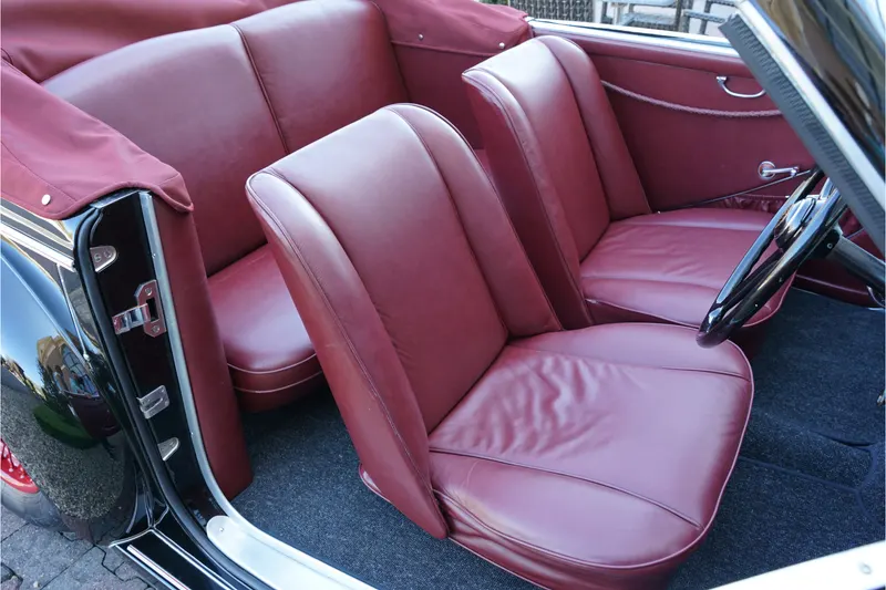 Alfa Romeo 6C 2500 Sport Convertible 1939 for Sale | Touring 10