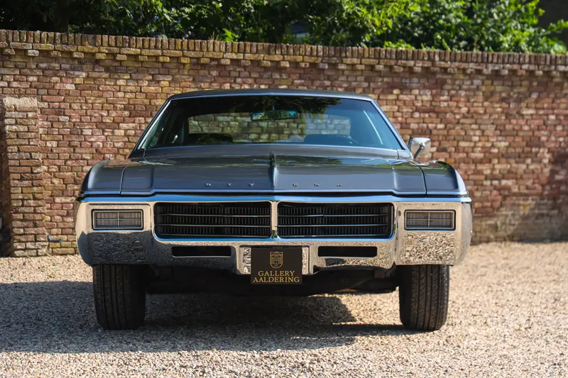 Riviera "Frank Sinatra Jr. car" 5