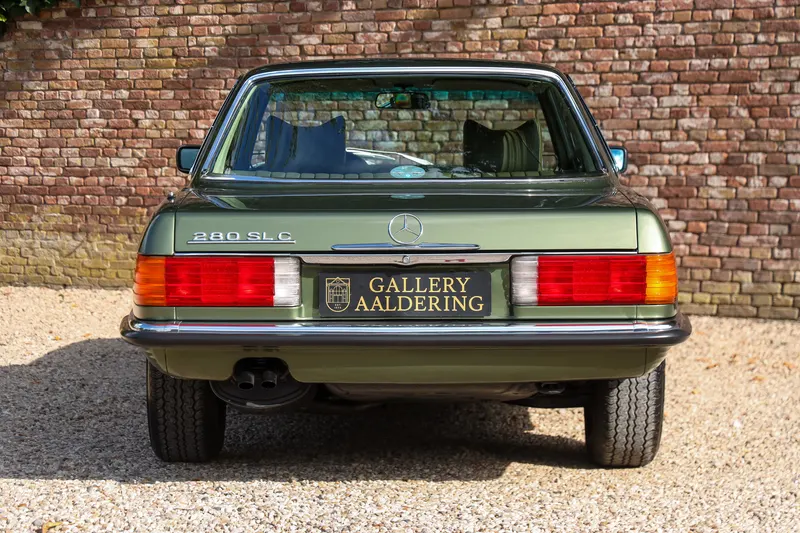 Mercedes-Benz 280 SLC "Completely green-colored" 6