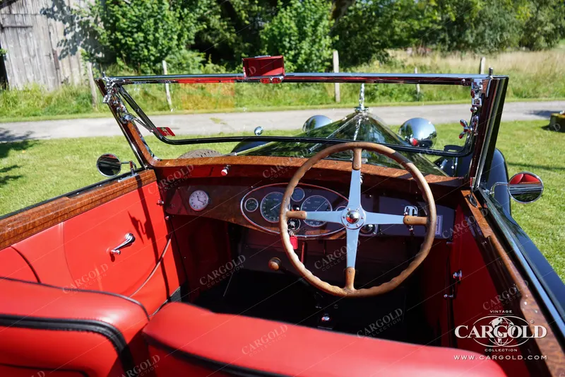Bugatti Type 46 S 4