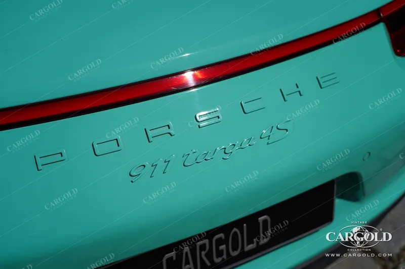 Porsche 911 Targa 4S 9