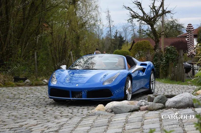 Ferrari 488 Spider 10