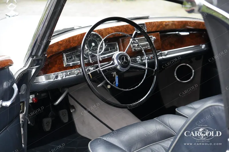 Mercedes-Benz 300 S 7