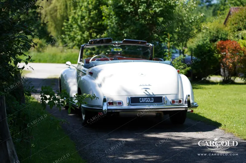 Mercedes-Benz 300 S Roadster 6
