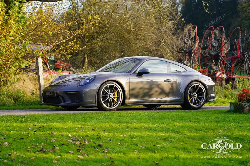 Porsche 991 GT3 Touring 2