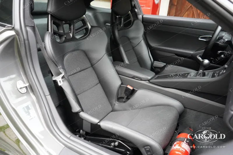 Porsche 991 GT3 Touring 9