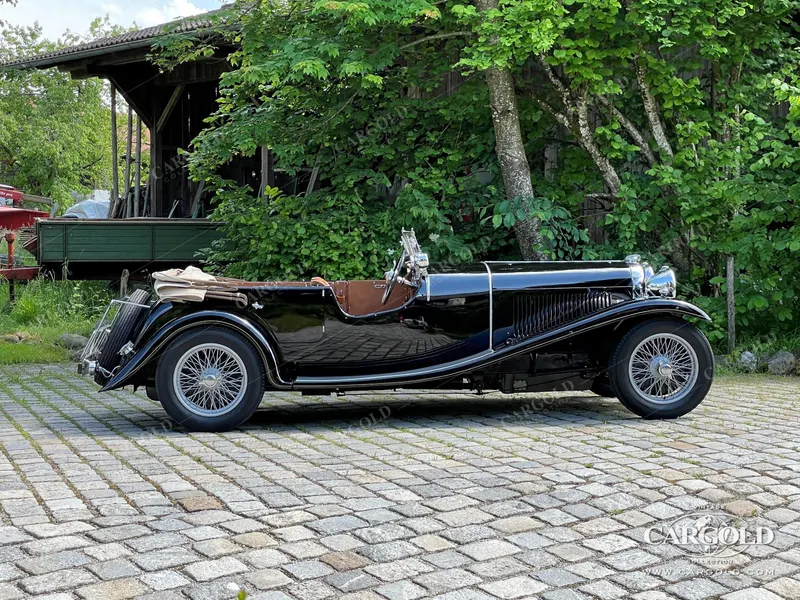 4,5 Liter M 45 Sports Tourer 2