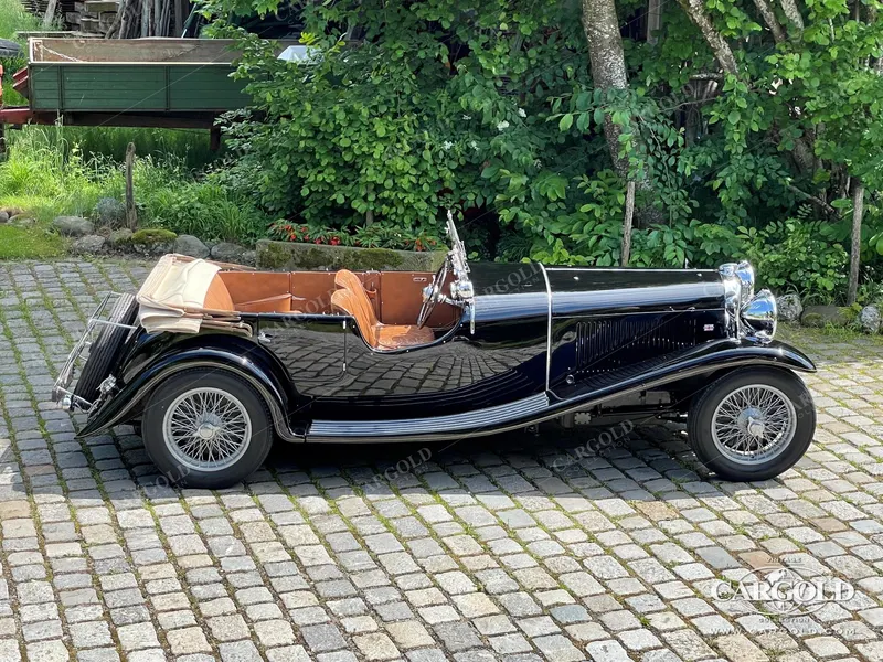 4,5 Liter M 45 Sports Tourer 8
