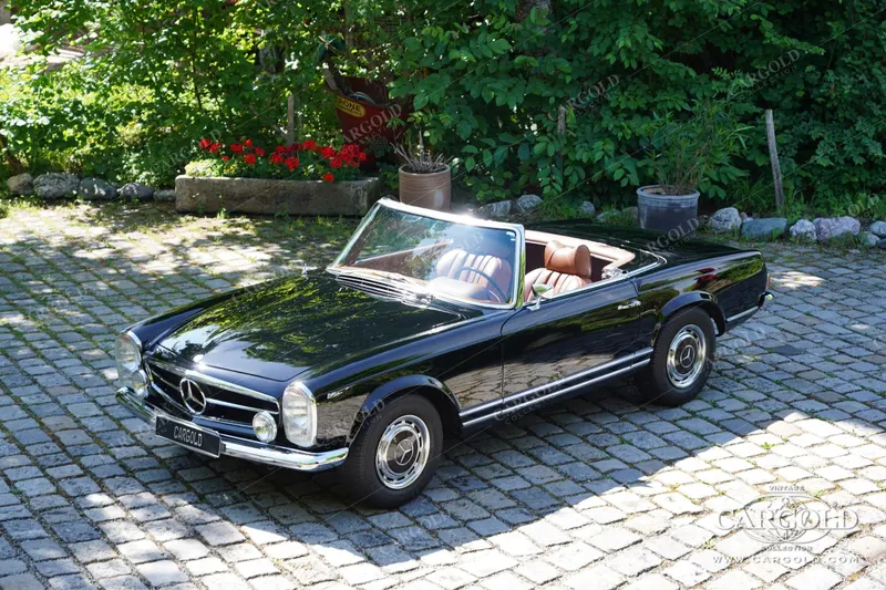 Mercedes-Benz 280 SL Pagode 2