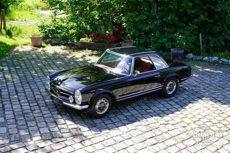 Mercedes-Benz 280 SL Pagode 12