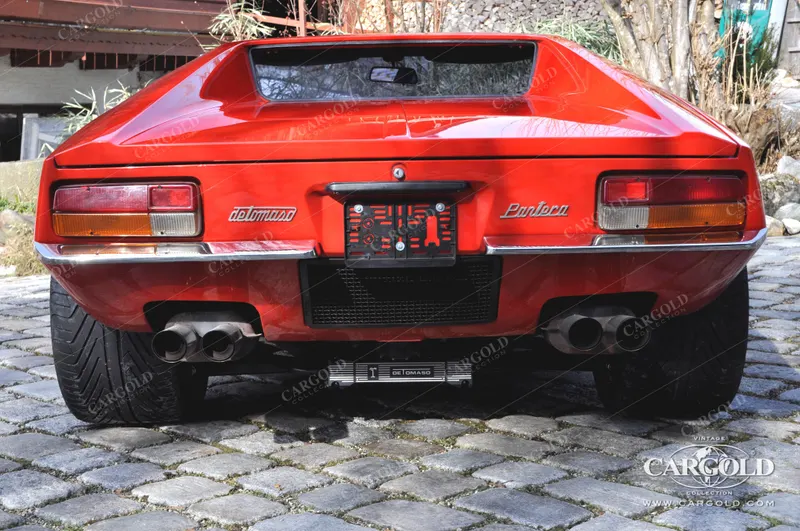De Tomaso Pantera 8