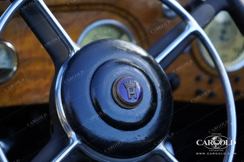 853 Sport Cabriolet 12