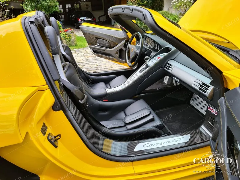 Porsche Carrera GT 3