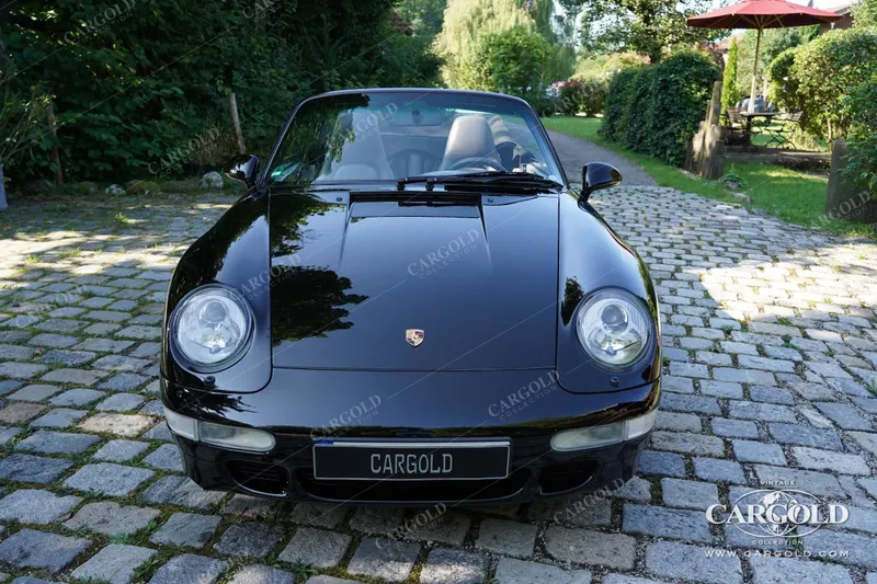 Porsche 911 Carrera 2 Cabrio (993) 4