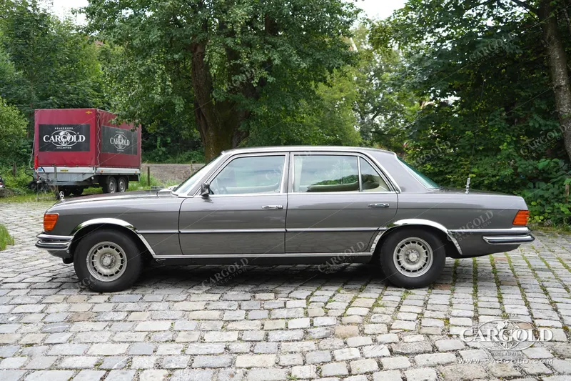 Mercedes-Benz 450 SEL 6.9 10