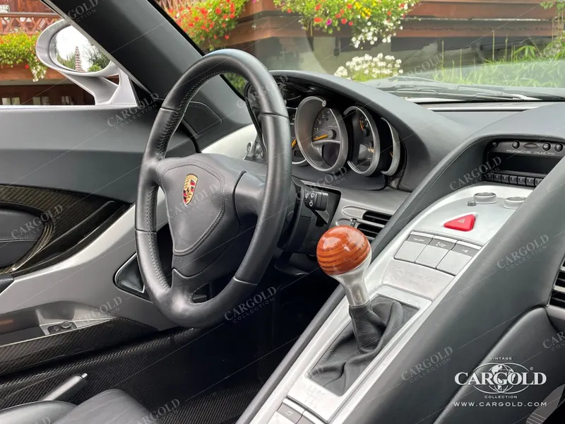 Porsche Carrera GT 5