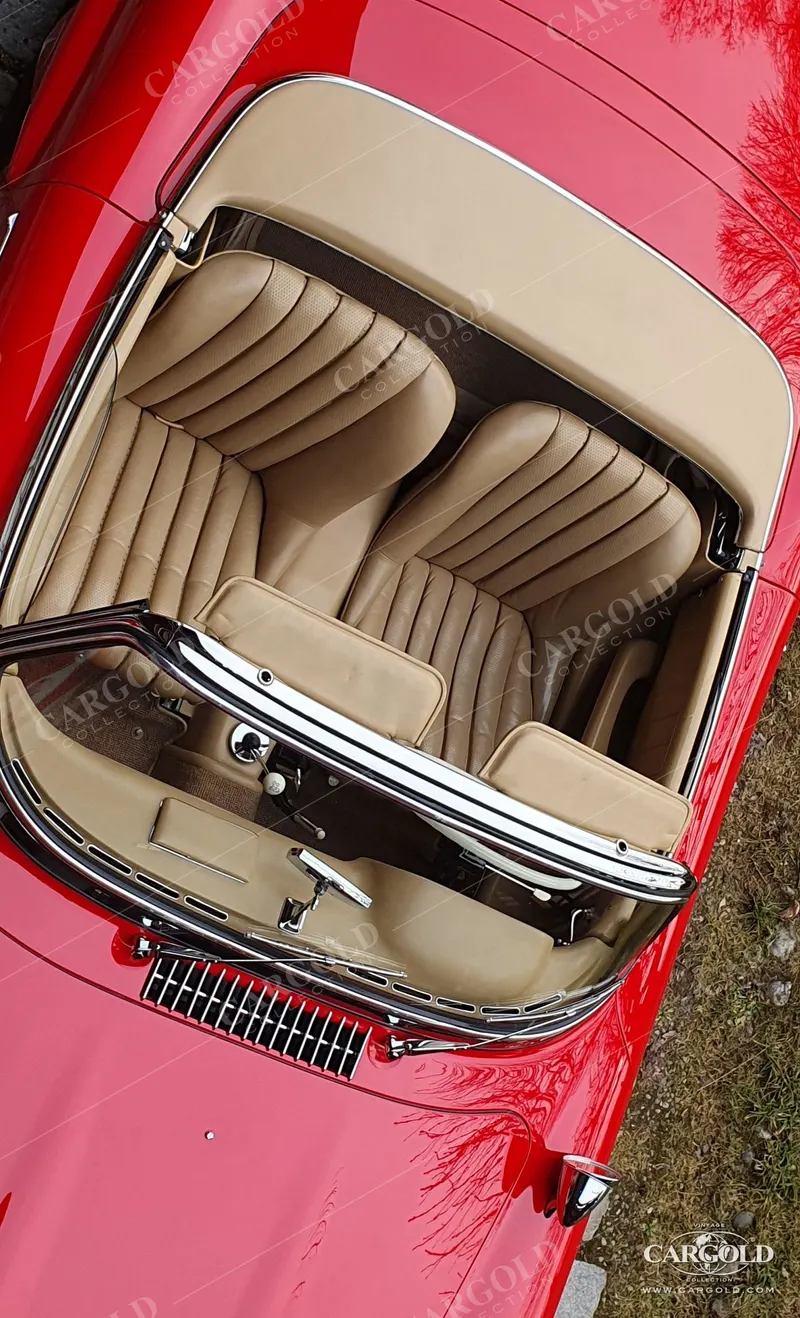 Mercedes-Benz 300 SL Roadster 13
