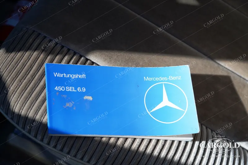Mercedes-Benz 450 SEL 6.9 13