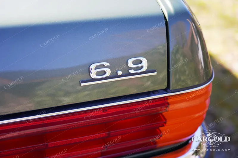 Mercedes-Benz 450 SEL 6.9 12
