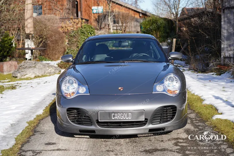 Porsche 996 Turbo Coupé 4